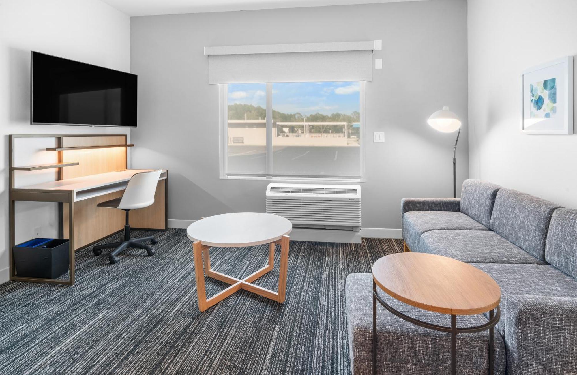 Towneplace Suites Jacksonville Airport Exterior photo